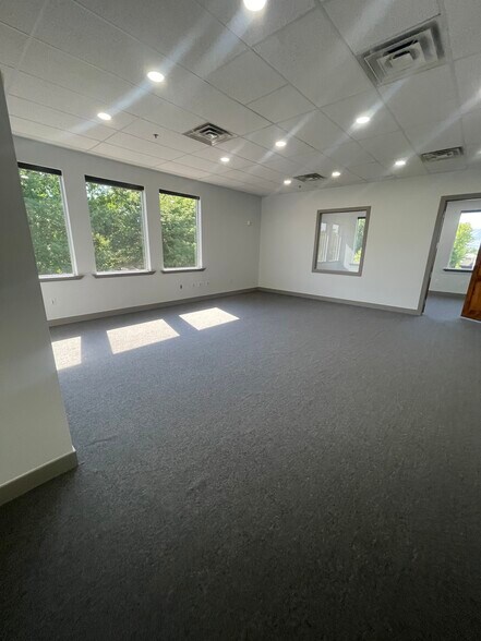 More Photos Of 11629 S 700 E, Draper Office For Sale