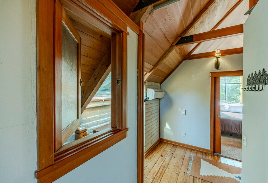 More Photos Of 1820 E 28th Ave, Eugene Multifamily For Sale