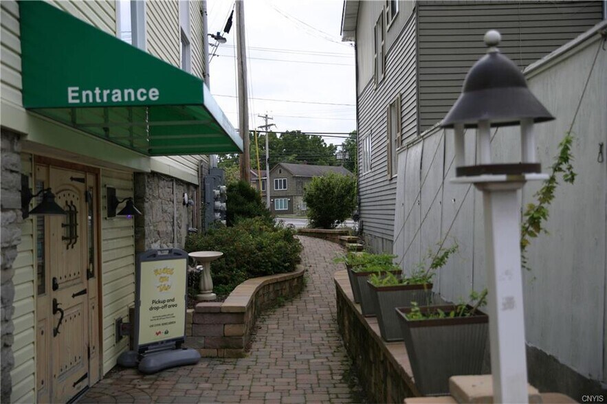 More Photos Of 315 E Seneca St, Manlius General Retail For Sale
