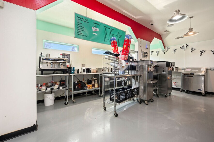 More Photos Of 581 29 Rd, Grand Junction General Retail For Sale