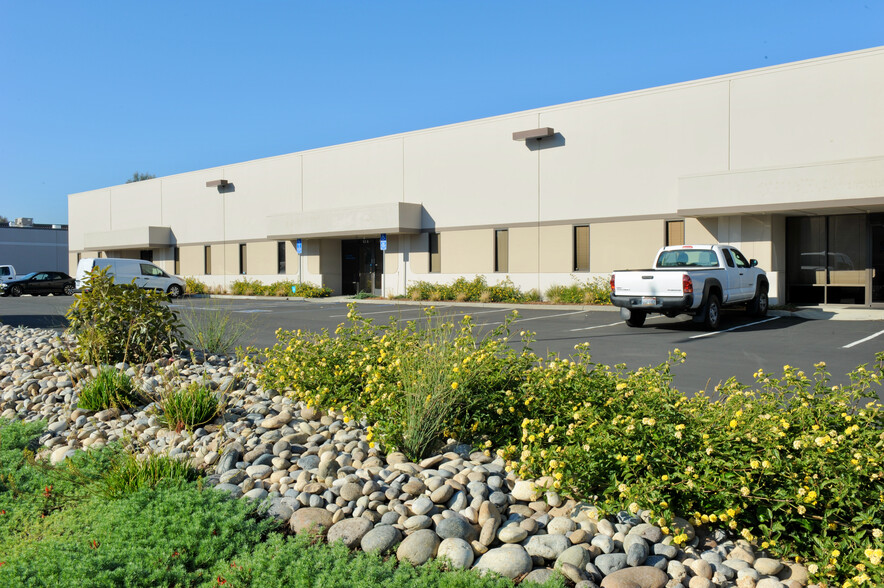 Primary Photo Of 57-73 Bonaventura Dr, San Jose Warehouse For Lease