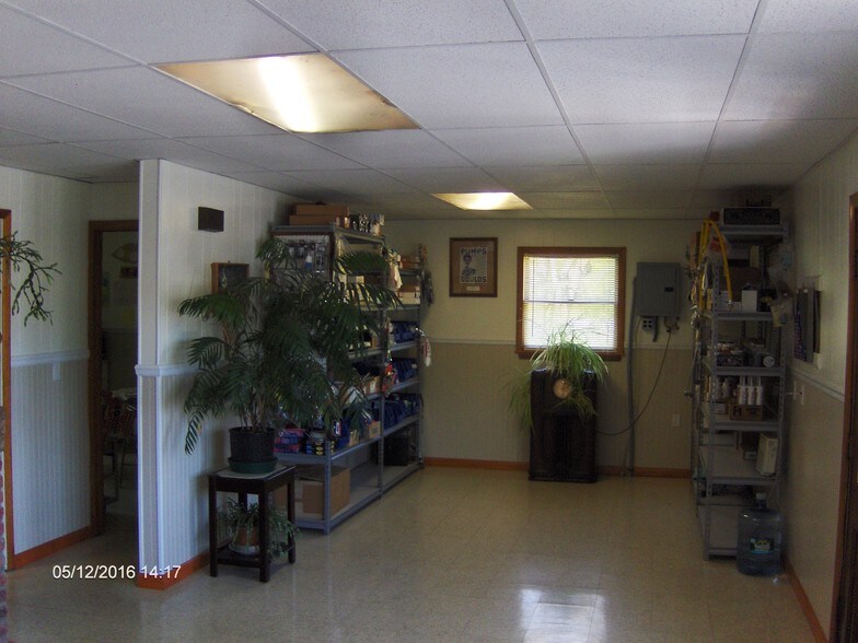 More Photos Of 4 Orrs Mills Rd, Salisbury Mills General Retail For Lease