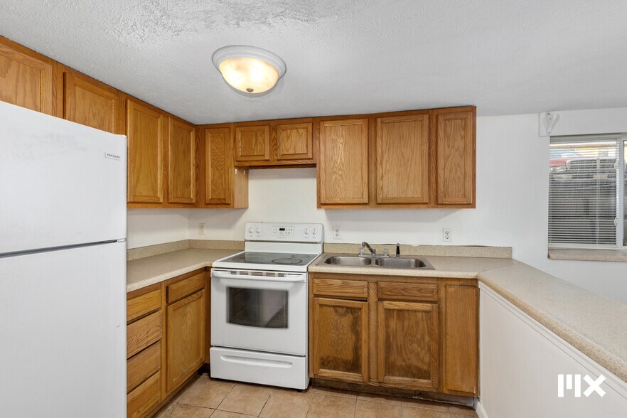 More Photos Of 1731-1733 Oak St, Niles Apartments For Sale