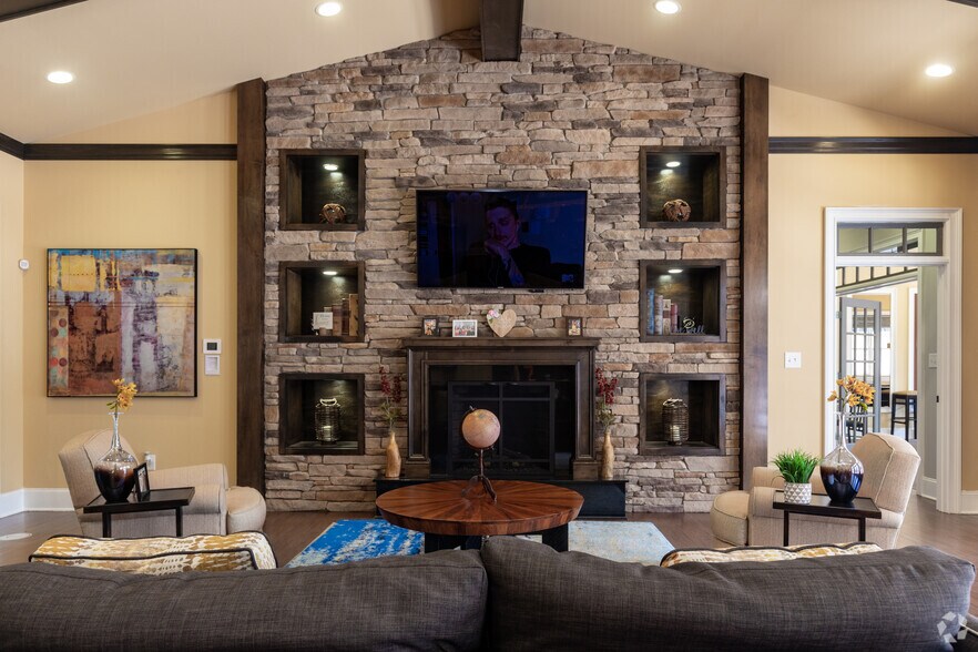 More Photos Of 1831 Quantum Ln, Winston-Salem Apartments For Sale