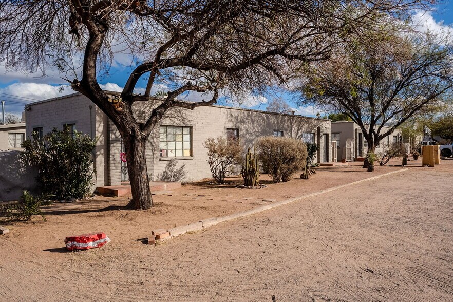 More Photos Of 1220 N Venice Ave, Tucson Apartments For Sale