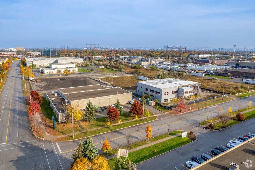 More Photos Of 10 Vice Regent Blvd, Toronto Land For Lease