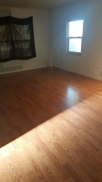 More Photos Of 123 W 22nd St, Chico Specialty For Sale