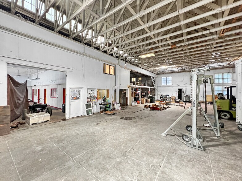 More Photos Of 301 N Petaluma Blvd, Petaluma Freestanding For Lease