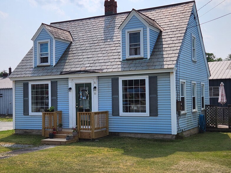 More Photos Of 53 -55 Rte 30 N, Castleton Flex For Sale