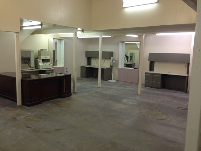 More Photos Of 5264 Long Beach Blvd, Long Beach Light Distribution For Lease