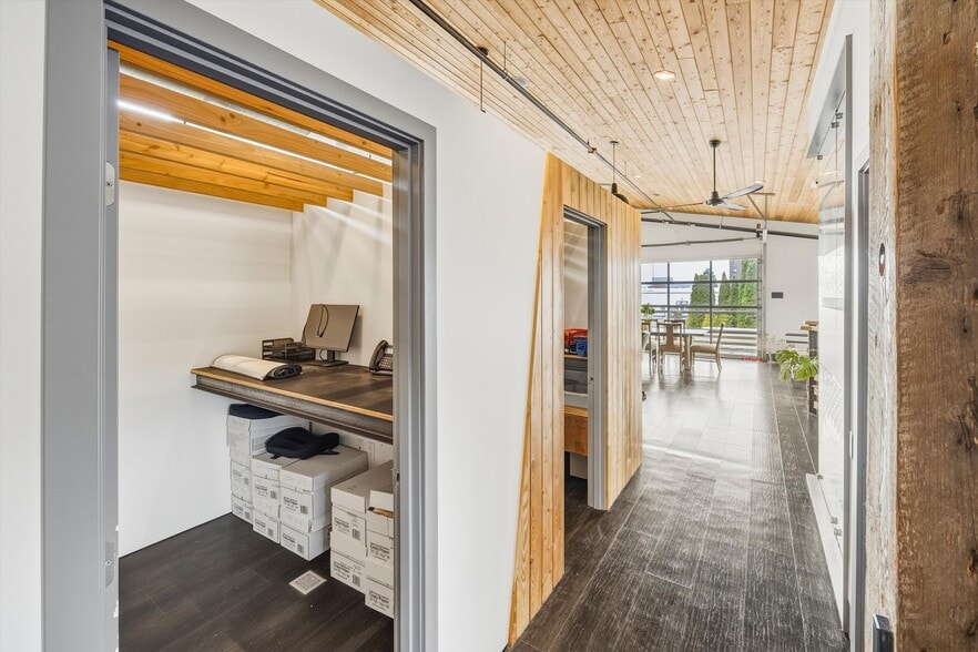 More Photos Of 1600 Carolina St, Bellingham Industrial For Sale