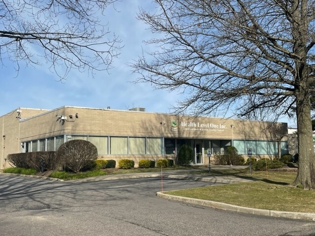 Primary Photo Of 180 Adams Ave, Hauppauge Flex For Lease