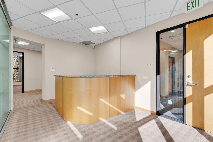 More Photos Of 1670 Riviera Ave, Walnut Creek Office Residential For Lease