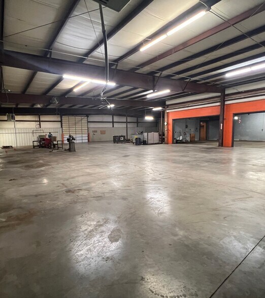 More Photos Of 1711 N Sheridan Rd, Tulsa Manufacturing For Sale