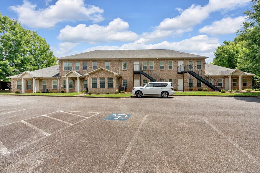 More Photos Of 1124 N Tennessee St, Cartersville Medical For Lease