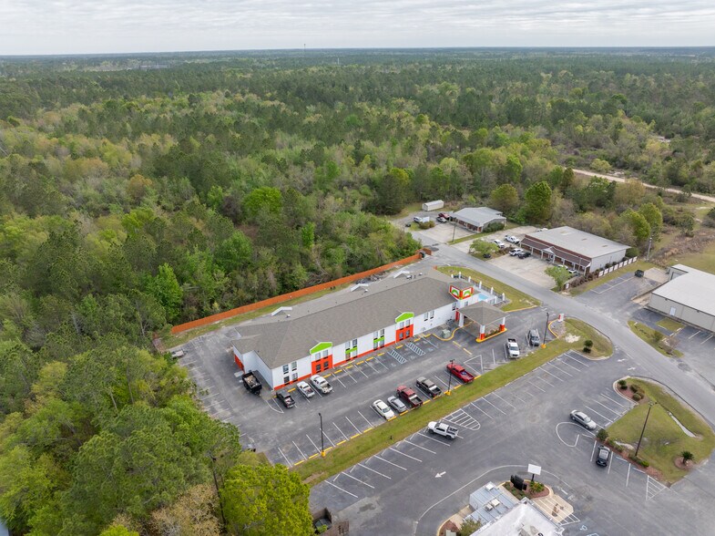 More Photos Of 53 Heritage St, Baxley Hotel For Sale