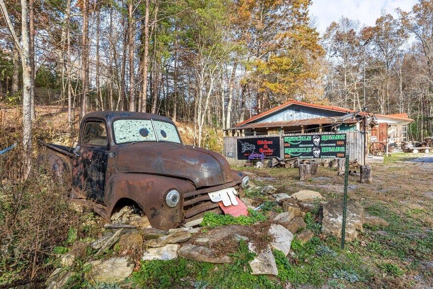 More Photos Of 11882 New Highway 68, Tellico Plains Storefront Retail Office For Sale