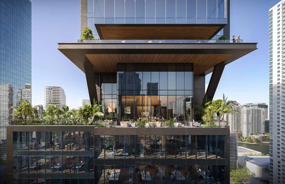 More Photos Of 848 Brickell Ave, Miami Office For Lease