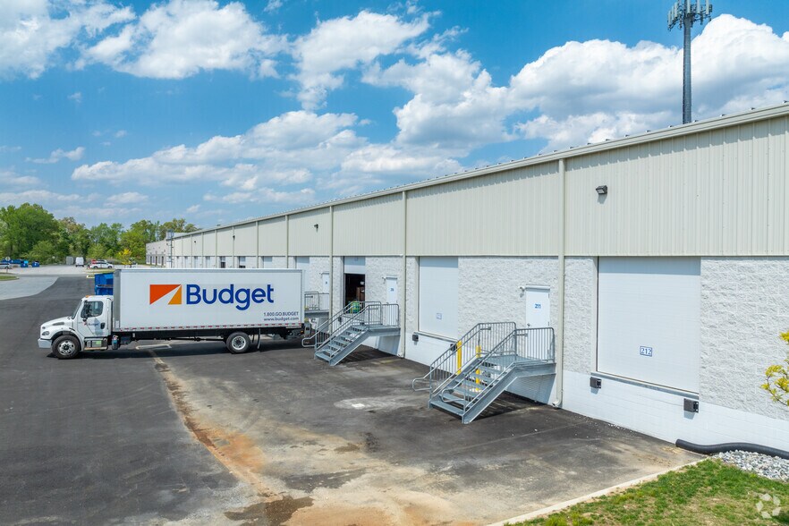 More Photos Of 200 Carson Drive, Bear Light Distribution For Lease