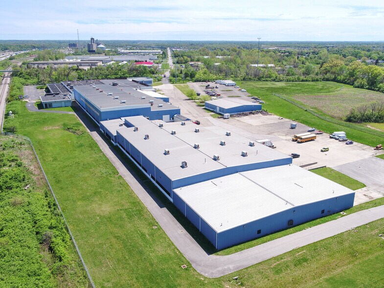 More Photos Of 2001 Courtright Rd, Columbus Warehouse For Sale