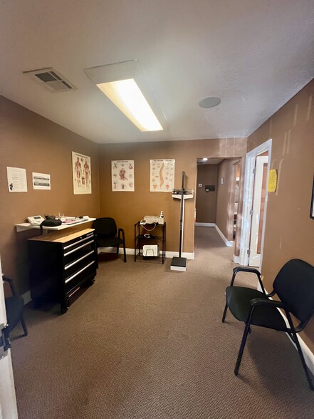 More Photos Of 766 Deltona Blvd, Deltona Flex For Sale