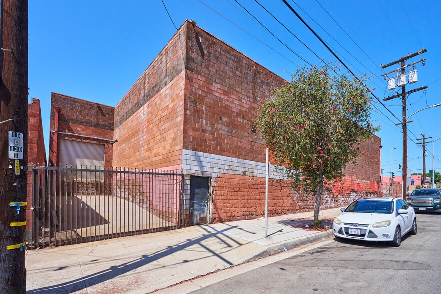 More Photos Of 1200 W El Segundo Blvd, Gardena Manufacturing For Sale