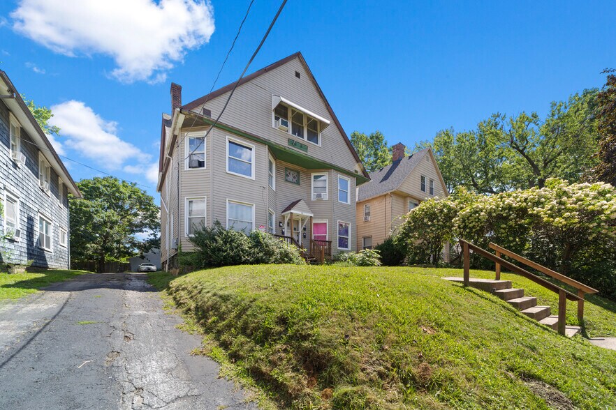 More Photos Of 51 Cotter Ave, Akron Apartments For Sale
