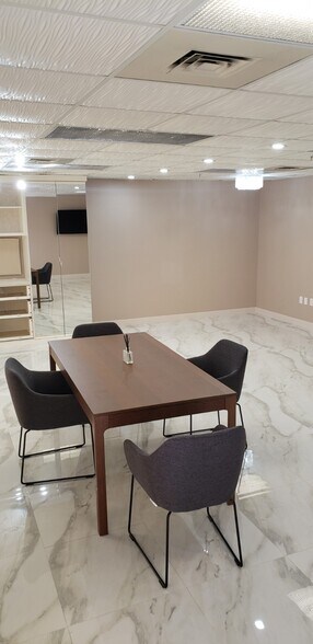 More Photos Of 1835 NW 112th Ave, Miami Warehouse For Lease