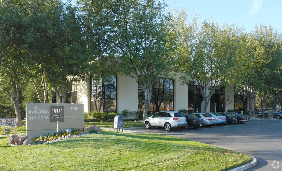 More Photos Of 19925 Stevens Creek Blvd, Cupertino Office For Lease