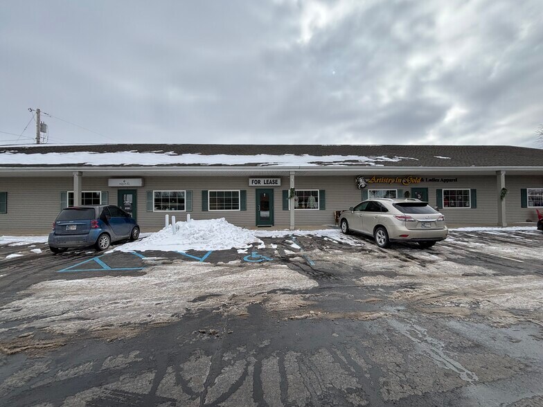 Primary Photo Of 225 N Main St, North Webster Storefront Retail Office For Lease