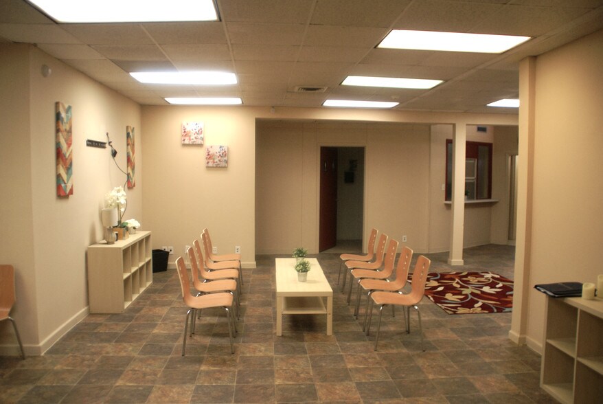 More Photos Of 8300 Homestead Rd, Houston Medical For Sale