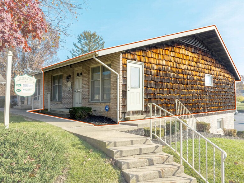 More Photos Of 867-885 Clare Ln, York Office Residential For Lease