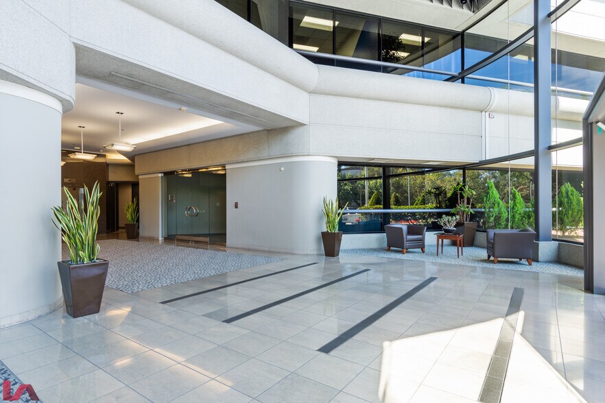 Primary Photo Of 21900 Burbank, Woodland Hills Office For Lease
