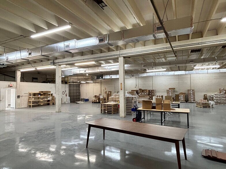 More Photos Of 1101 NW 72nd St, Miami Warehouse For Lease