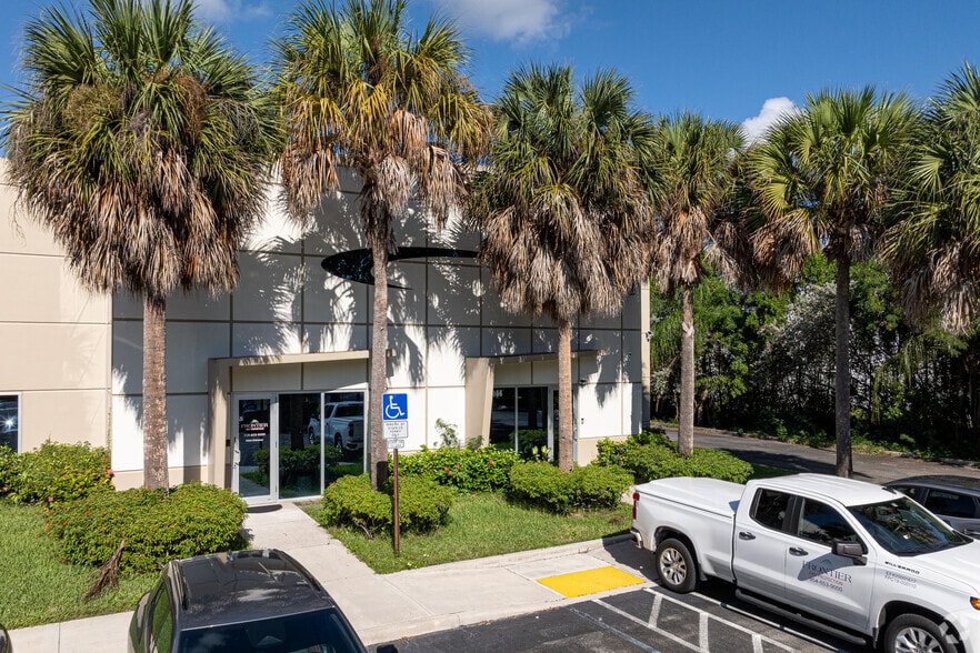 More Photos Of 3900 NW 126th Ave, Coral Springs Warehouse For Sale