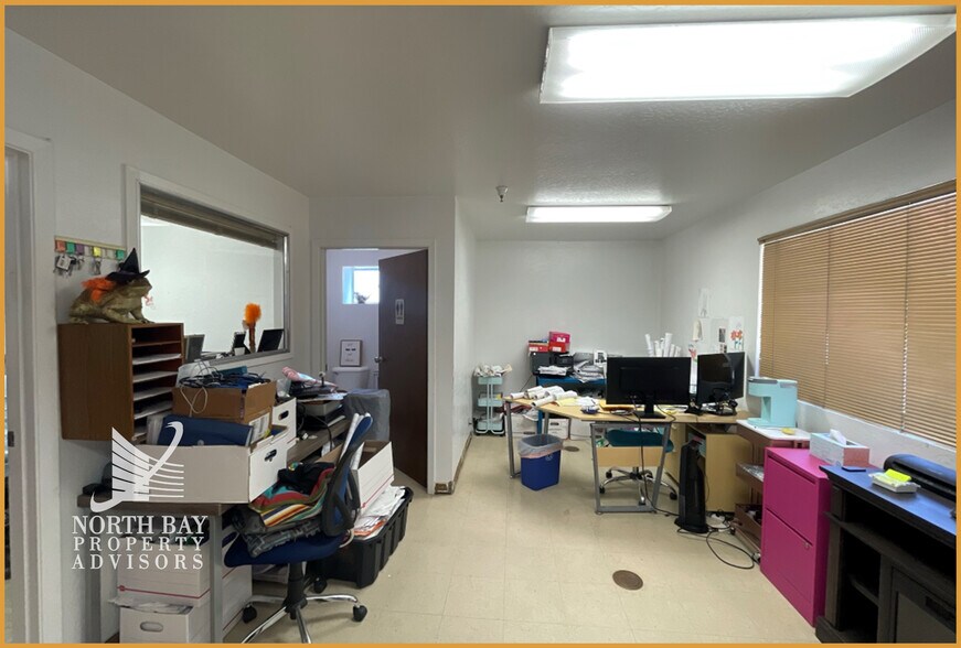 More Photos Of 978 Kaiser Rd, Napa Warehouse For Sale