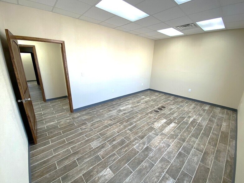 More Photos Of 4806 S County Road 1314, Odessa Industrial For Lease