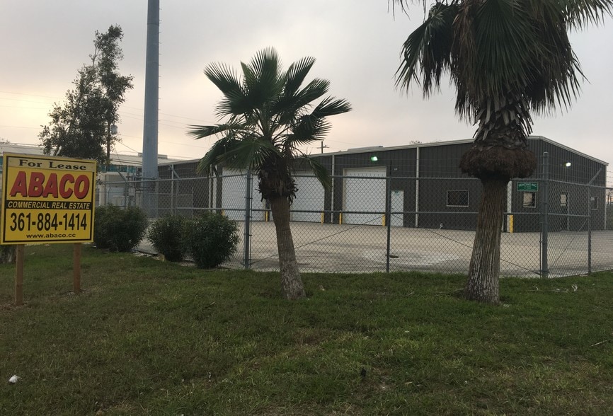 More Photos Of 6717 Kram St, Corpus Christi Warehouse For Lease