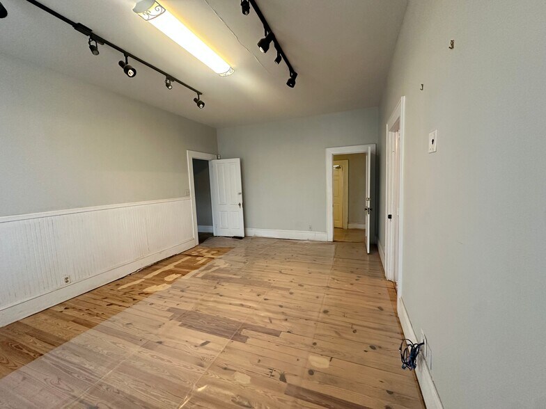 More Photos Of 103 Kelly Mill Rd, Cumming Office For Sale