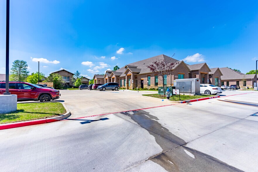 More Photos Of 3909 Long Prairie Rd, Flower Mound Medical For Lease