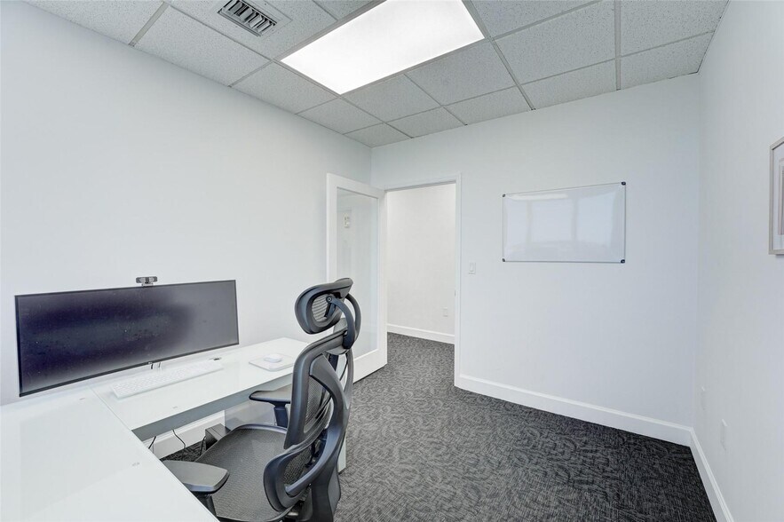 More Photos Of 2455 E Sunrise Blvd, Fort Lauderdale Loft Creative Space For Lease