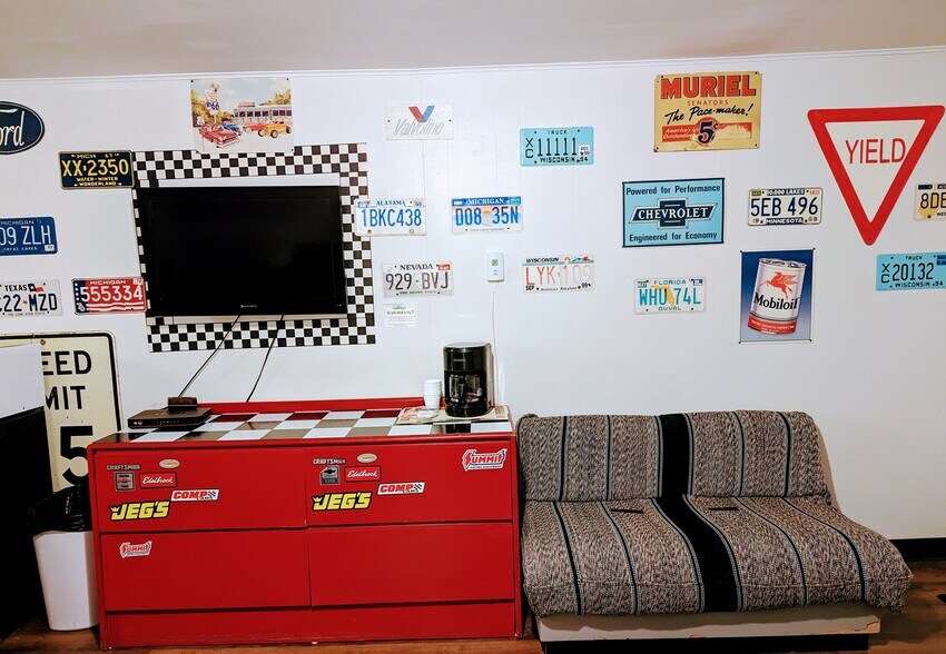 More Photos Of 12520 State St, Atlanta Hotel For Sale