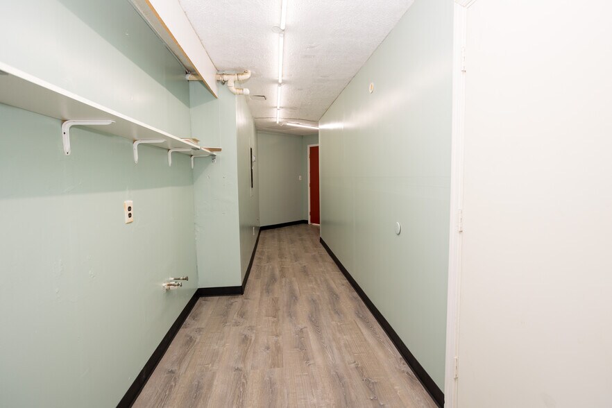 More Photos Of 1 W Broadway, Paterson Office For Lease