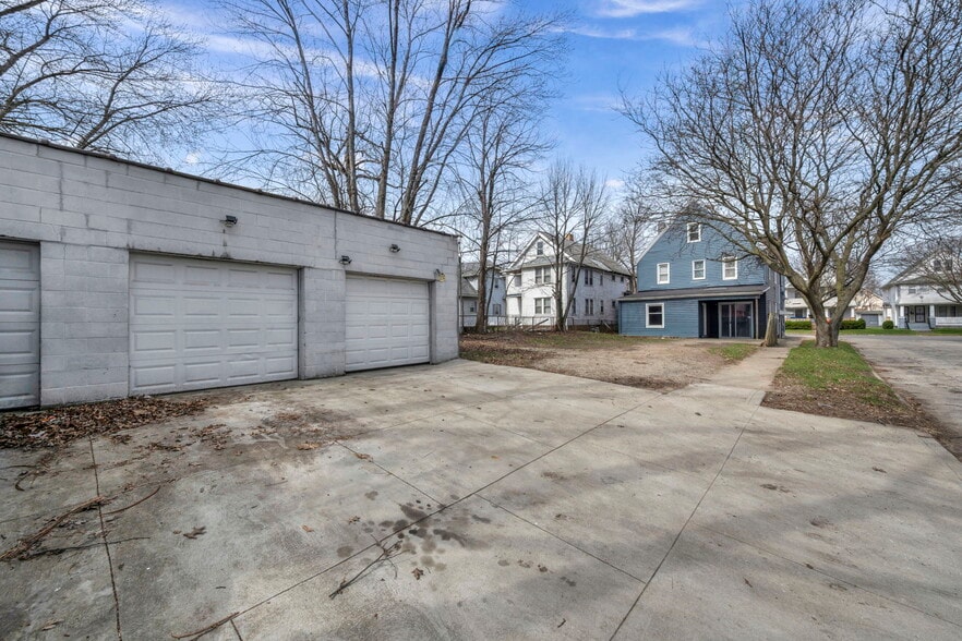 More Photos Of 16226 Arcade Ave, Cleveland Multifamily For Sale