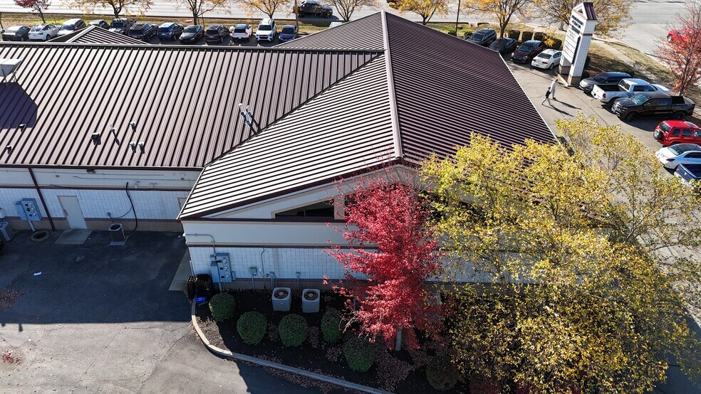 More Photos Of 2108 IFCU Way, Lafayette Storefront For Lease