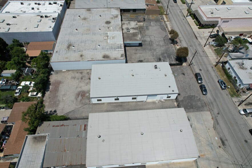 More Photos Of 2125 N Seaman Ave, South El Monte Warehouse For Lease