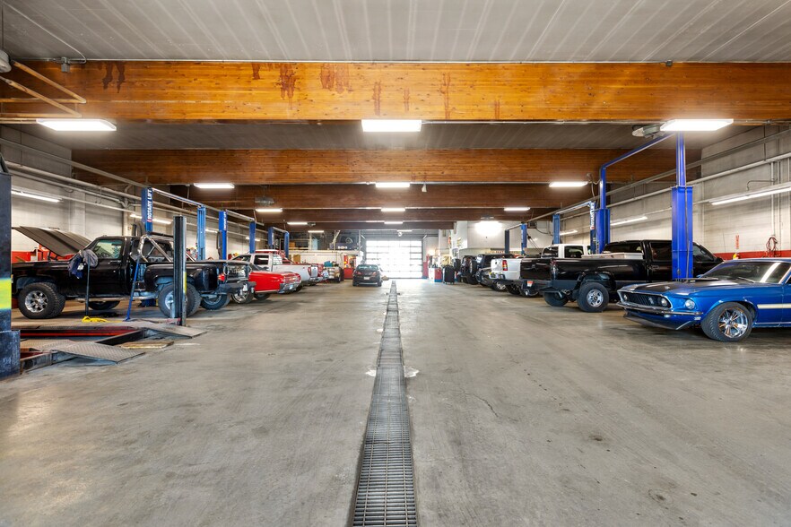 More Photos Of 1212 S Main St, Kalispell Auto Dealership For Sale