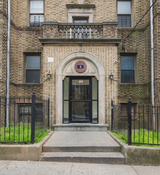 More Photos Of 4 W 4th St, Mount Vernon Apartments For Sale