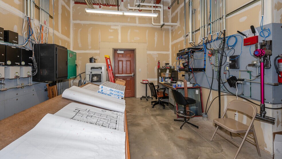 More Photos Of 100 W Broadway Ave, Bismarck Medical For Sale