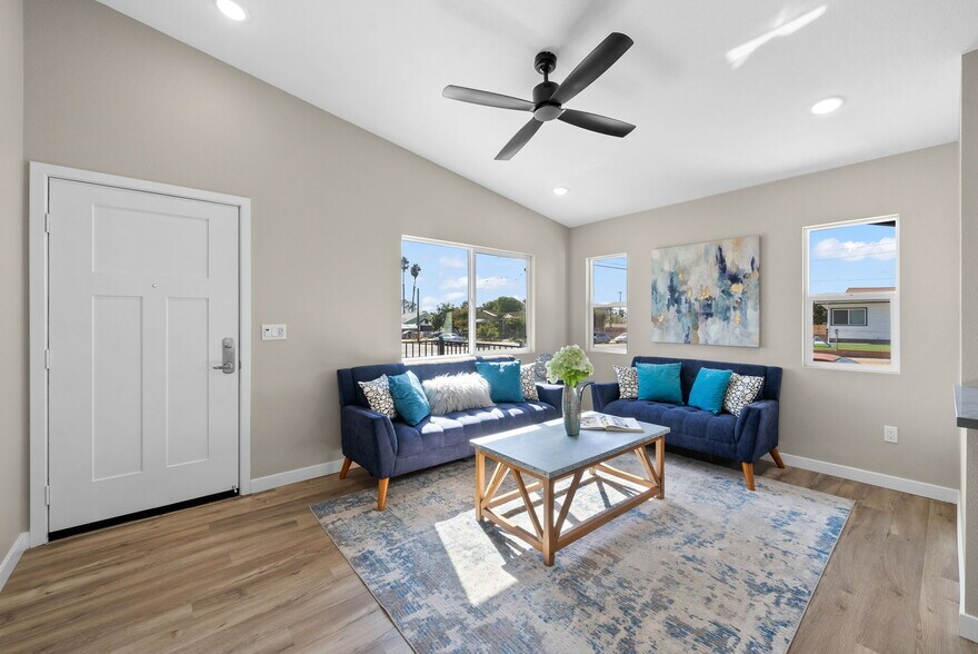 More Photos Of 505 E 4th St, National City Multifamily For Sale